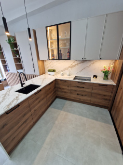 Quantra Quartz Serenade 9966