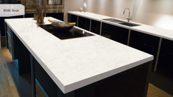 Avant Quartz Эсон 8046