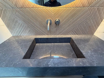 IMPERIAL QUARTZ 8010 MARVEL GREY