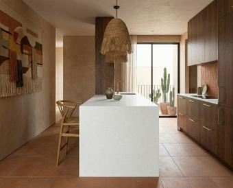 Quantra Quartz Marcus Pearl 8005